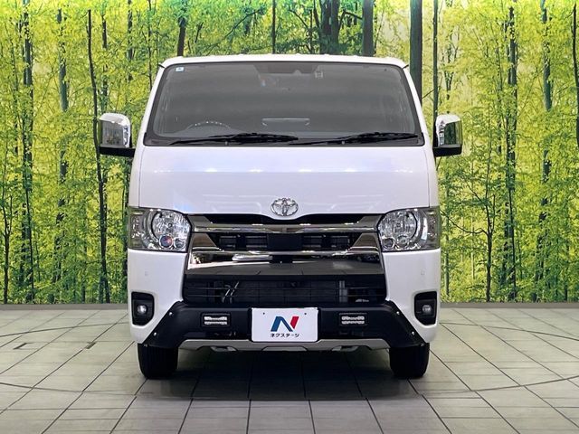 TOYOTA HIACE van 2WD 2025