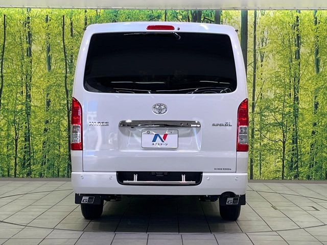TOYOTA HIACE van 2WD 2025