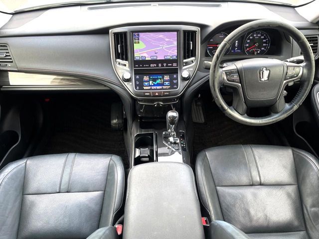 TOYOTA CROWN sedan hybrid 2013