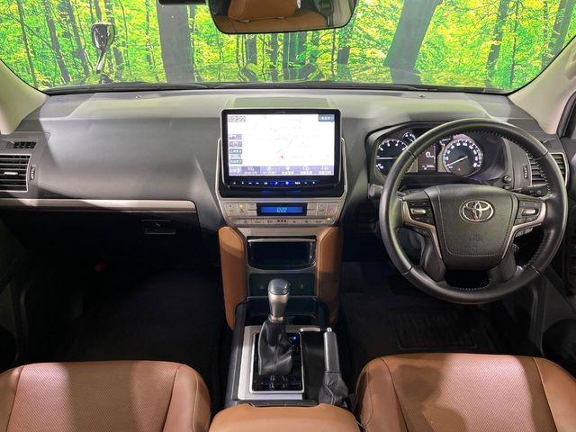 TOYOTA LANDCRUISER PRADO 2022