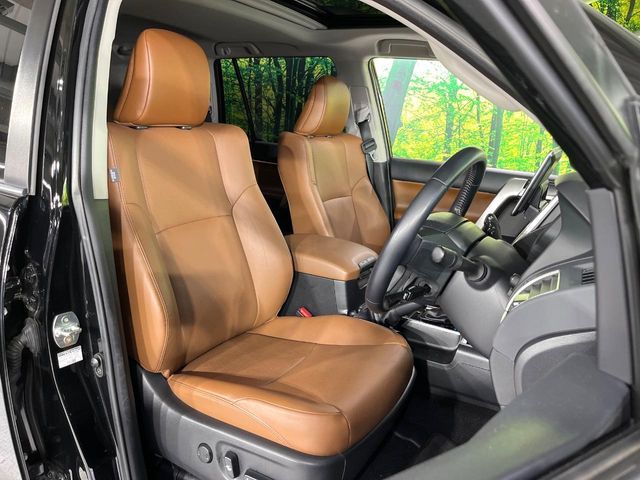 TOYOTA LANDCRUISER PRADO 2022