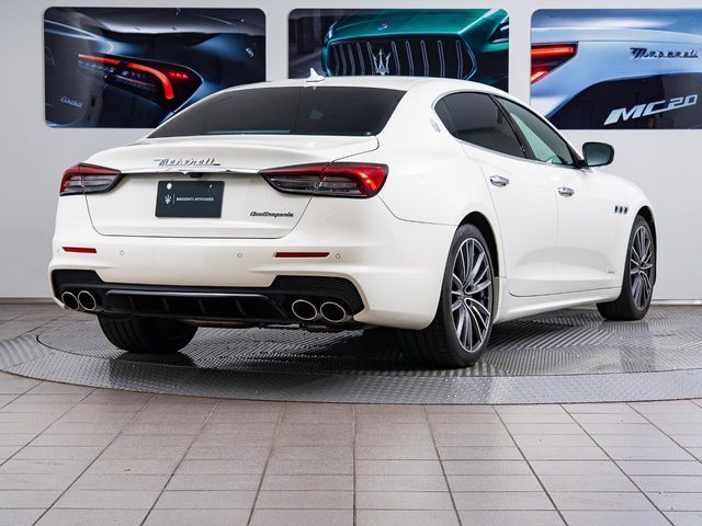 MASERATI MASERATI QUATTROPORTE 2022