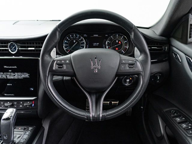 MASERATI MASERATI QUATTROPORTE 2022