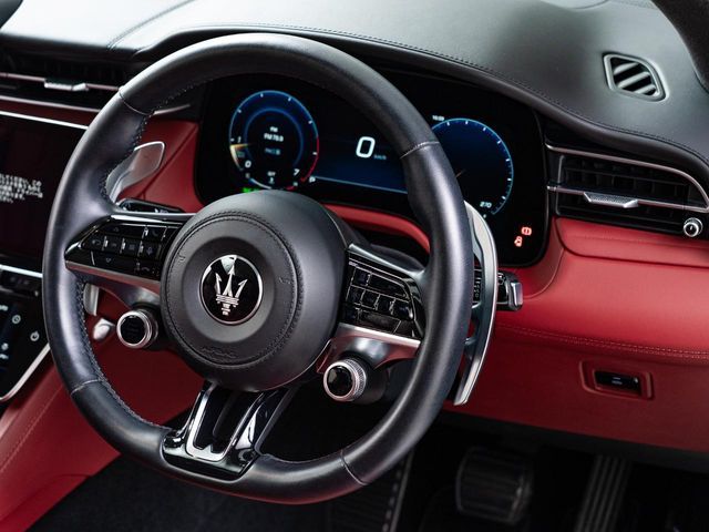 MASERATI MASERATI Grecale 2023