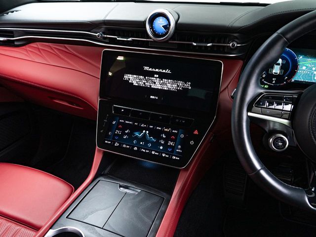 MASERATI MASERATI Grecale 2023