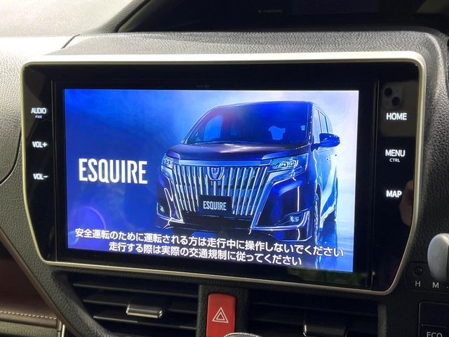 TOYOTA ESQUIRE 2018