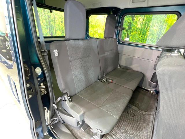 DAIHATSU ATRAI van 2024