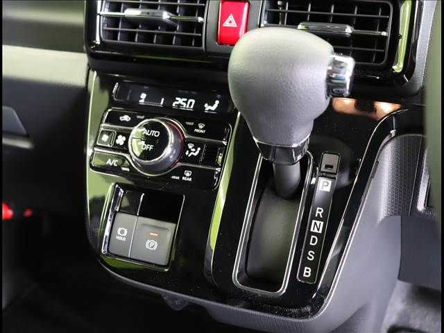 DAIHATSU TANTO CUSTOM 2024