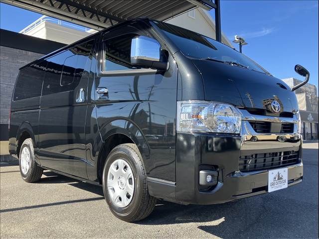TOYOTA HIACE van 2WD 2025