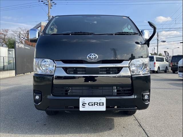 TOYOTA HIACE van 4WD 2025