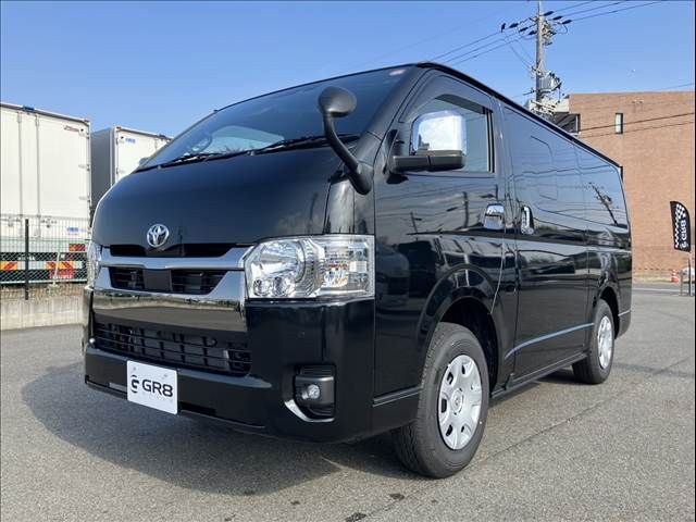 TOYOTA HIACE van 4WD 2025