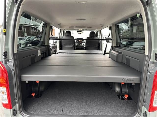 TOYOTA HIACE van 2WD 2025