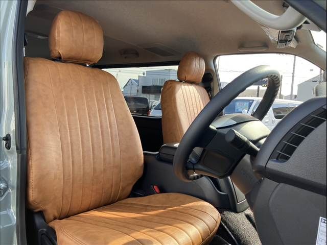 TOYOTA HIACE van 2WD 2025