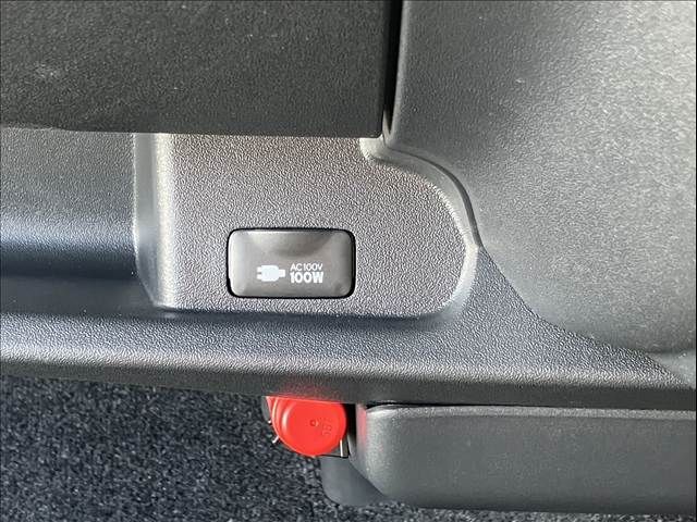 TOYOTA HIACE van 2WD 2025