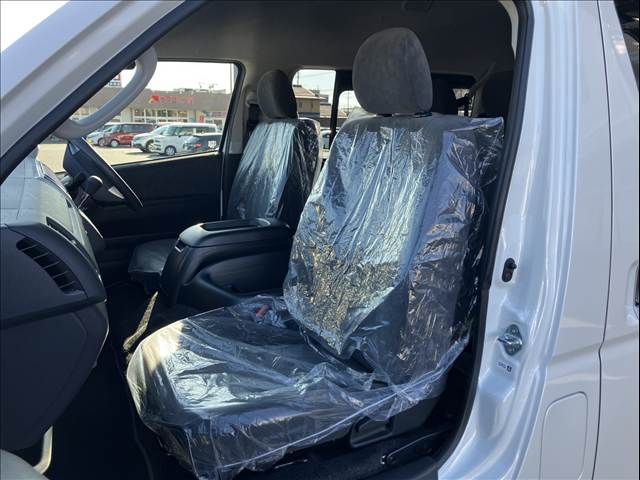 TOYOTA HIACE wagon 4WD 2025