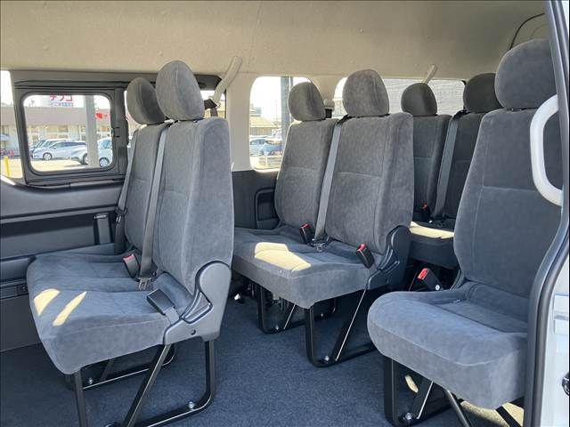 TOYOTA HIACE wagon 4WD 2025