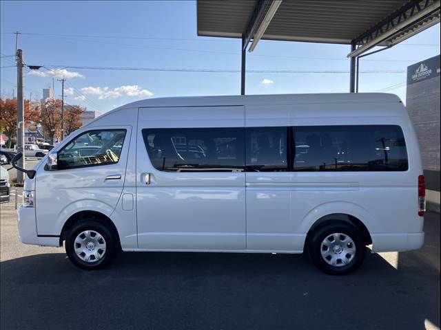 TOYOTA HIACE wagon 4WD 2025