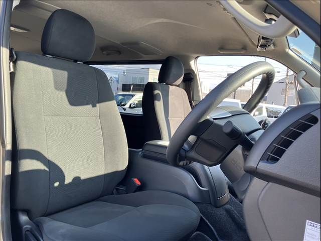 TOYOTA HIACE van 2WD 2025