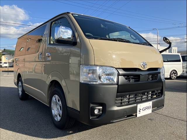 TOYOTA HIACE van 2WD 2025