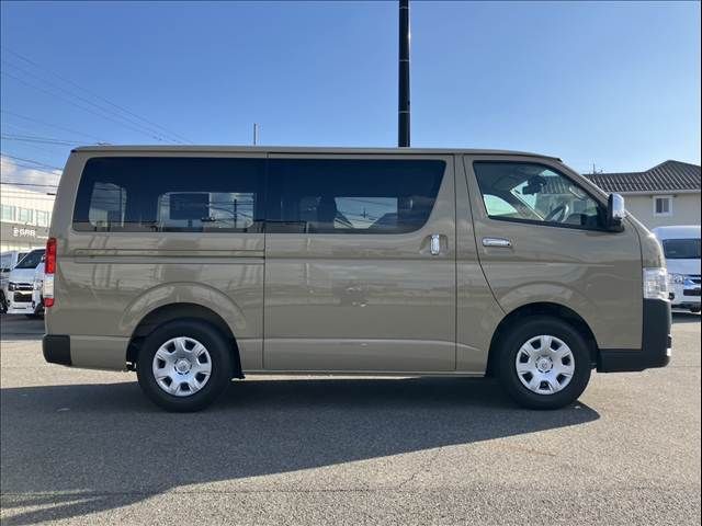 TOYOTA HIACE van 2WD 2025