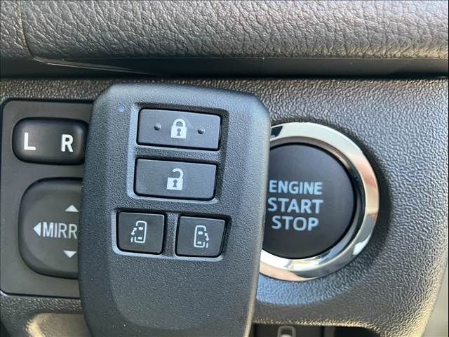 TOYOTA HIACE van 2WD 2025