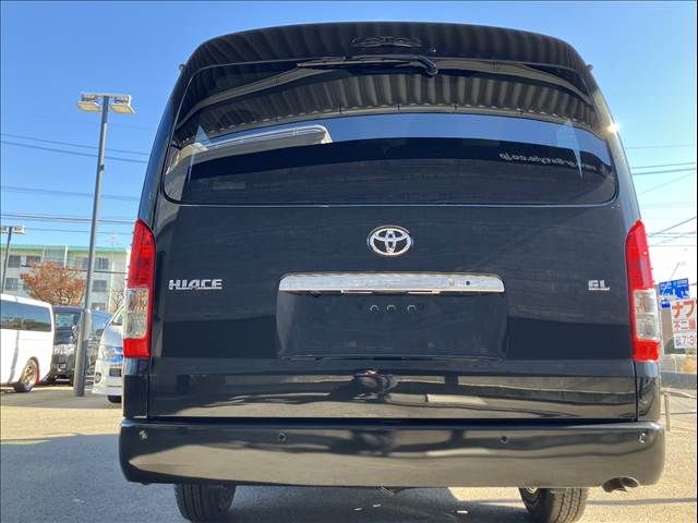 TOYOTA HIACE wagon 4WD 2025