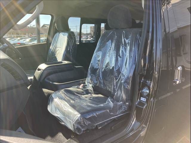 TOYOTA HIACE wagon 4WD 2025