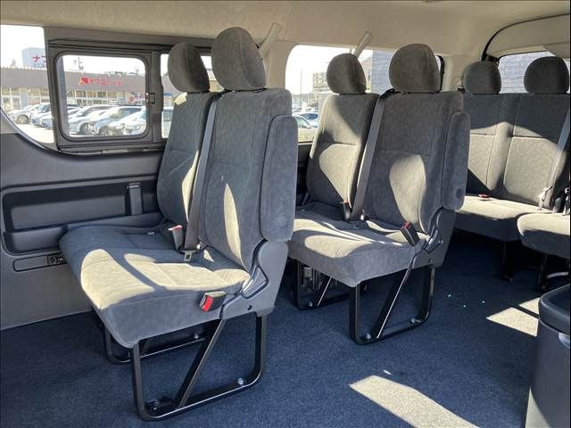 TOYOTA HIACE wagon 4WD 2025