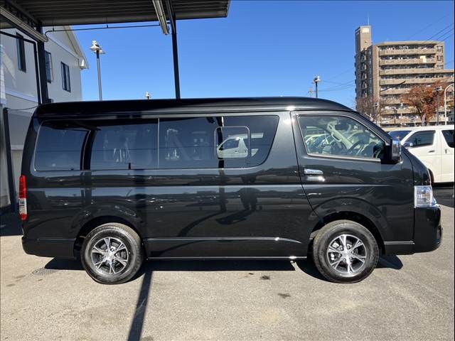 TOYOTA HIACE wagon 4WD 2025