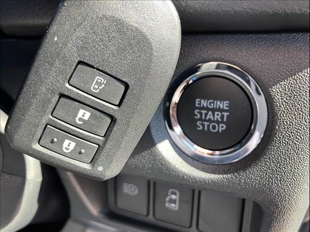 TOYOTA HIACE wagon 4WD 2025