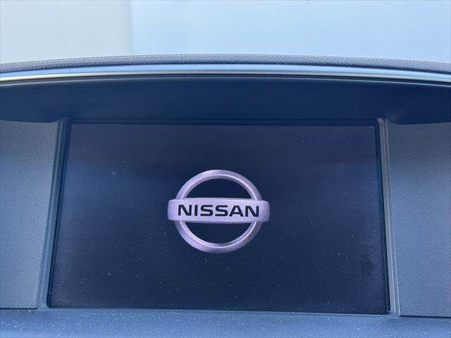 NISSAN FUGA HYBRID 2011