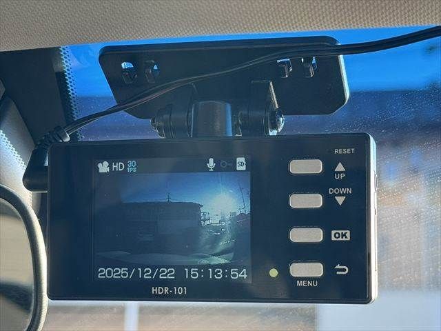 NISSAN FUGA HYBRID 2011