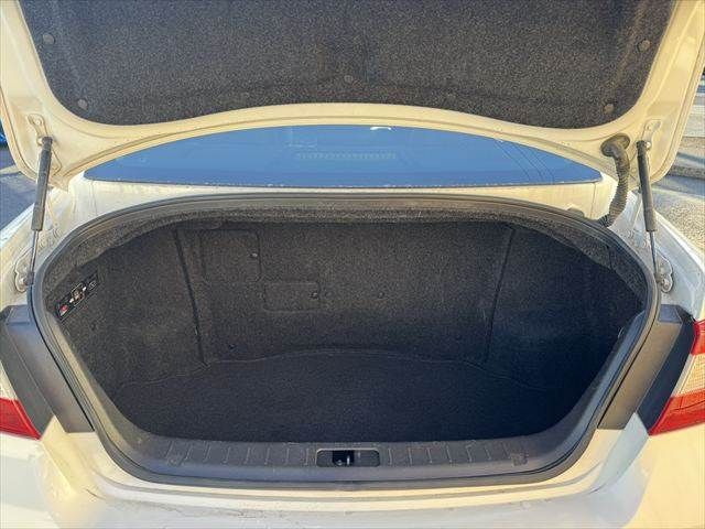 NISSAN FUGA HYBRID 2011