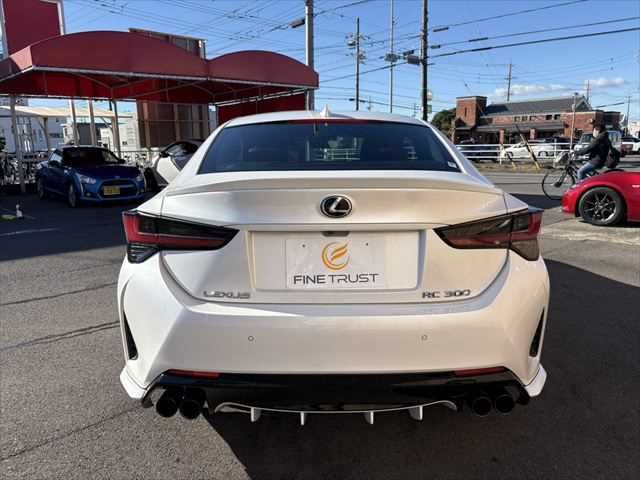 TOYOTA LEXUS RC300 2019