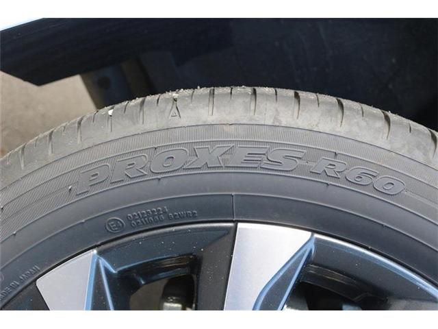 TOYOTA VOXY HYBRID 2025