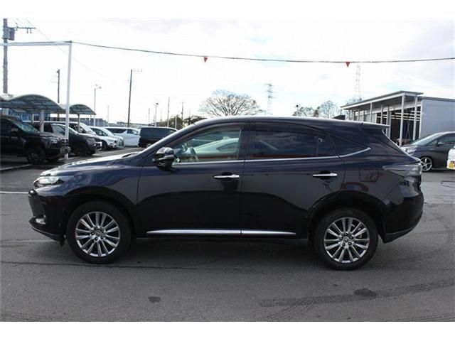 TOYOTA HARRIER 2WD 2016