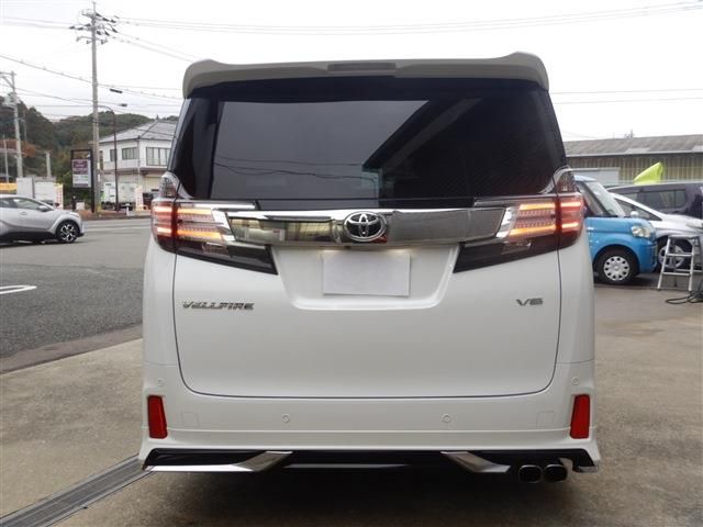 TOYOTA VELLFIRE 2015