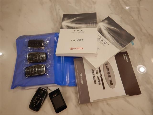 TOYOTA VELLFIRE 2015