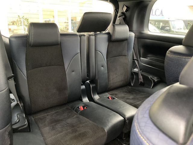 TOYOTA VELLFIRE 2016