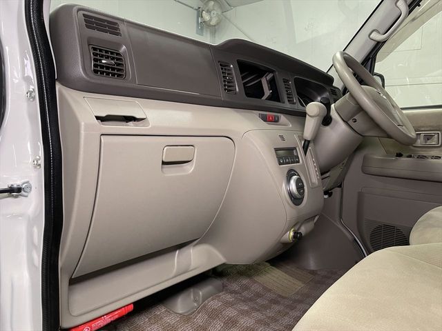 DAIHATSU ATRAI wagon 2012