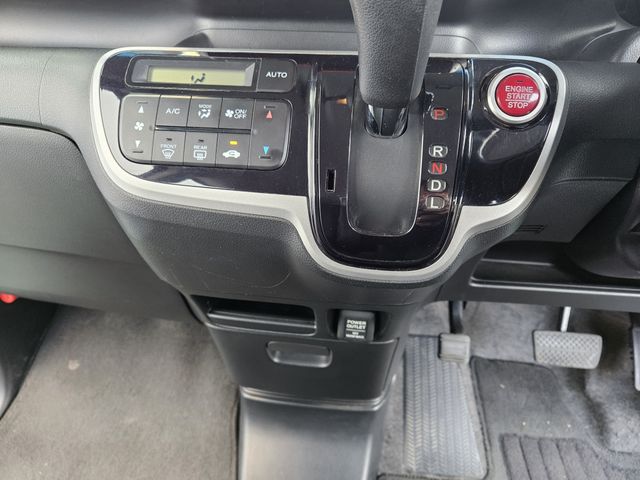 HONDA N BOX CUSTOM 2013