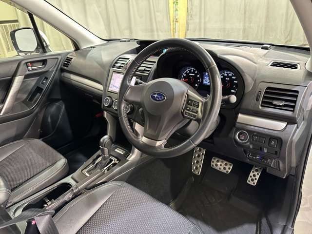 SUBARU FORESTER 2012