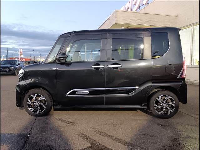 DAIHATSU TANTO CUSTOM 2021