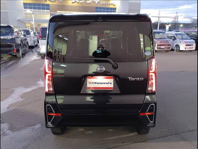 DAIHATSU TANTO CUSTOM 2021