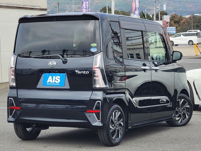 DAIHATSU TANTO CUSTOM 2022