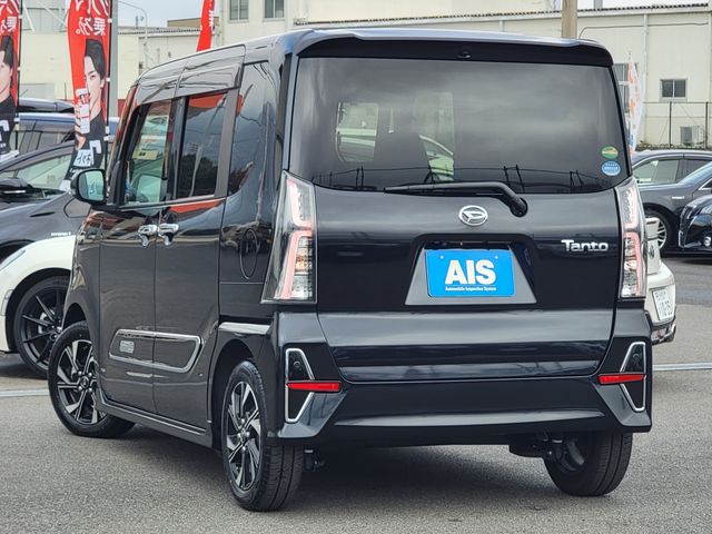 DAIHATSU TANTO CUSTOM 2022