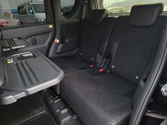 DAIHATSU TANTO CUSTOM 2022