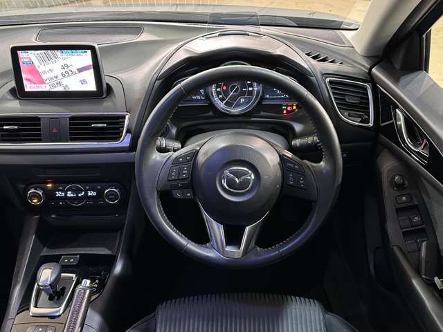 MAZDA AXELA HYBRID 2013