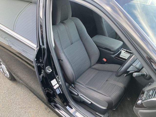 TOYOTA CROWN sedan 2017