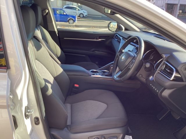 TOYOTA CAMRY HYBRID 2017